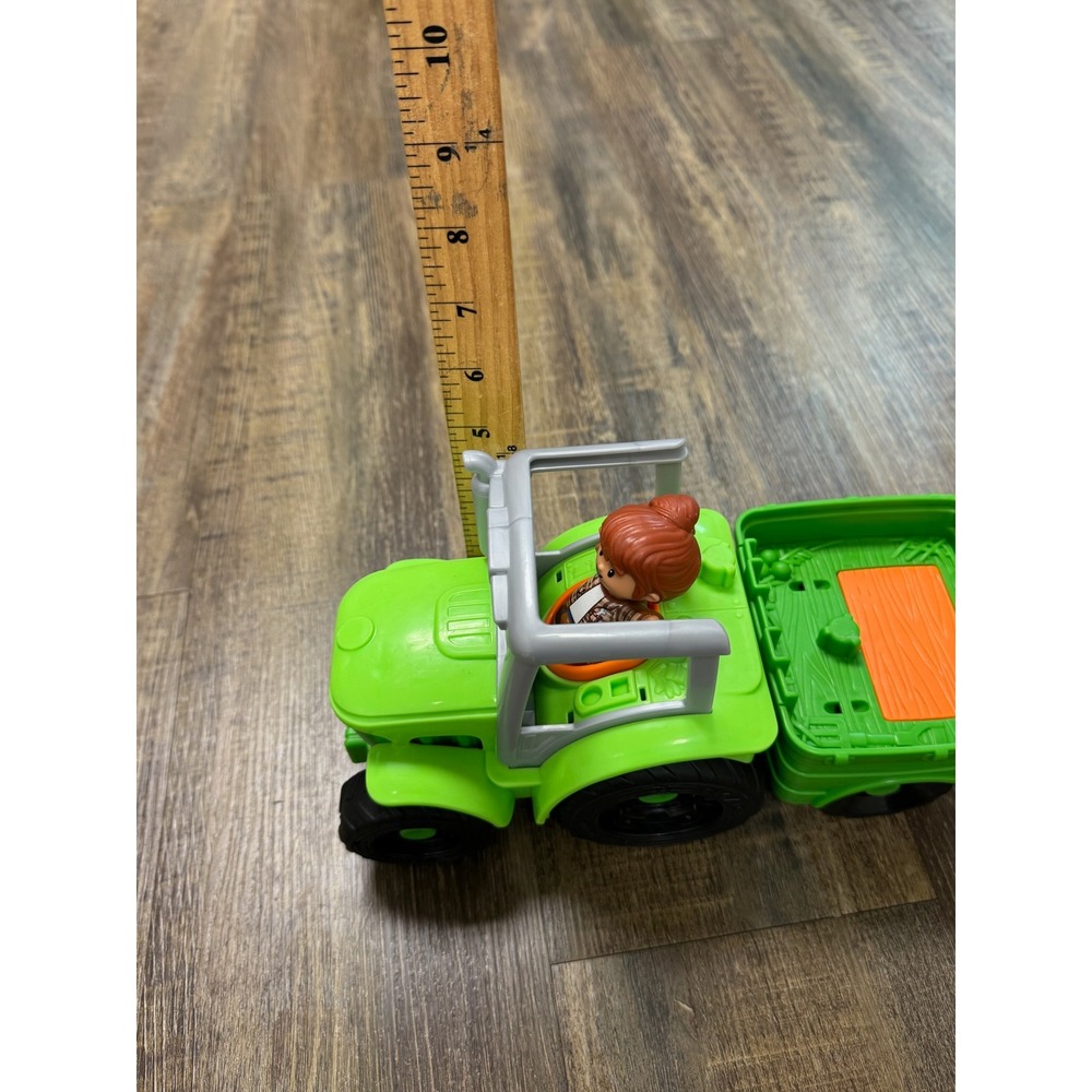 Fisher-Price Little People Caring for Animals Tractor Green with Trailer Dog Fig